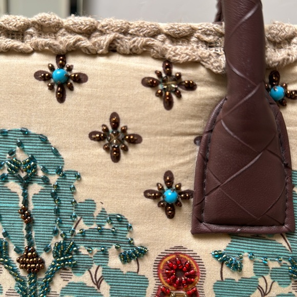 Gorgeous Mary Frances Large Tote Bag - Picture 9 of 9